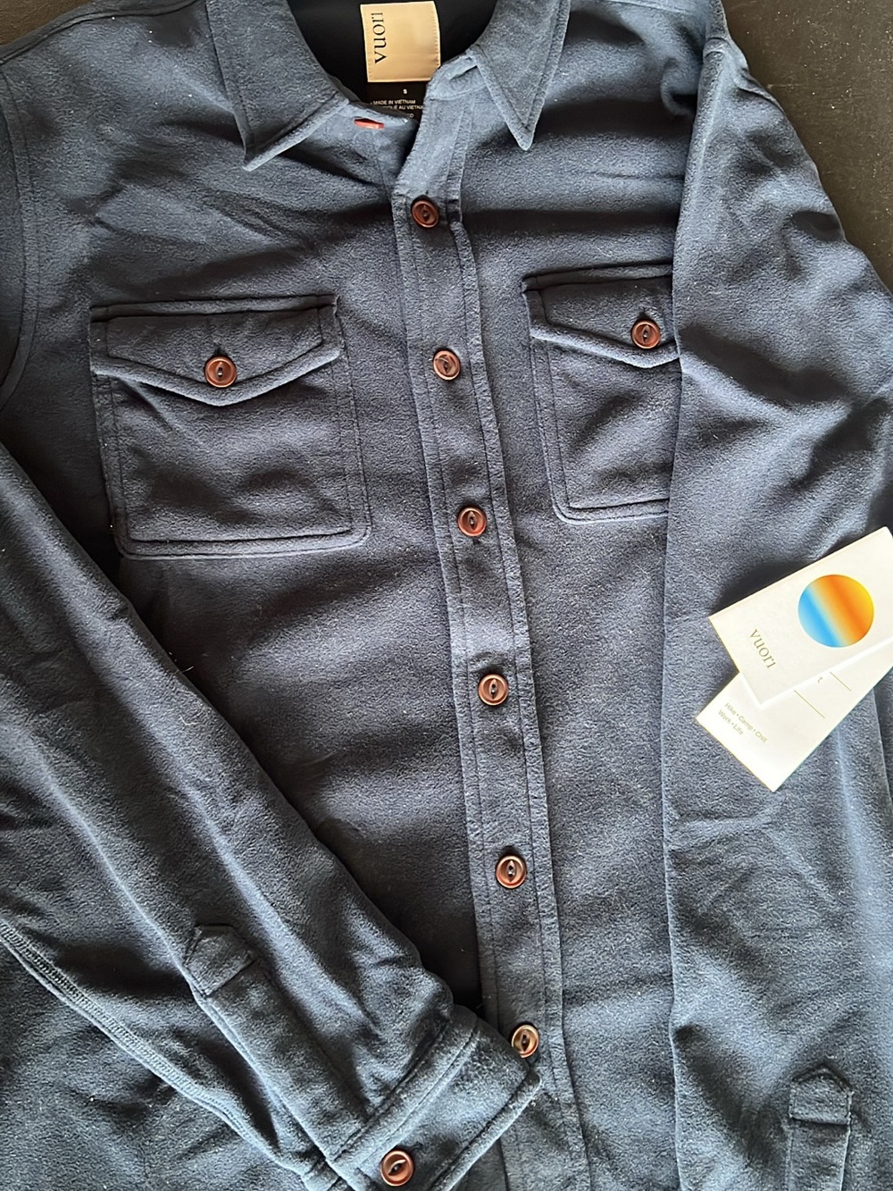 Vuori Men’s Dark Navy Button-Front Shirt Jacket with Brown Buttons